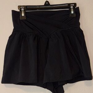 Aerie Women's Black Skorts